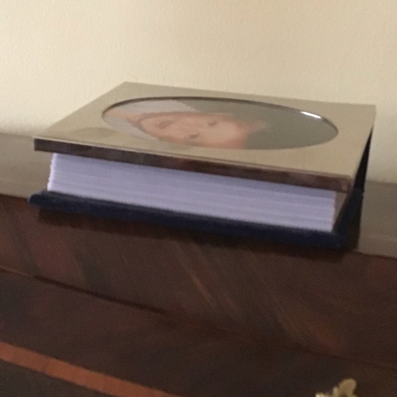 Photo Album and Frame - Picture 3 of 4